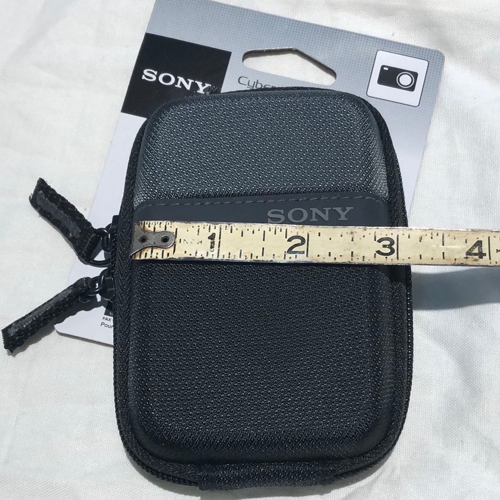 Small protective case - Picture 3 of 4